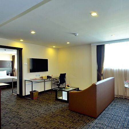 White Orchid Hotel Bangkok Buitenkant foto